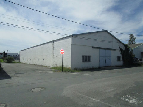 Local entrep&ocirc;t 5000 64100 Bayonne