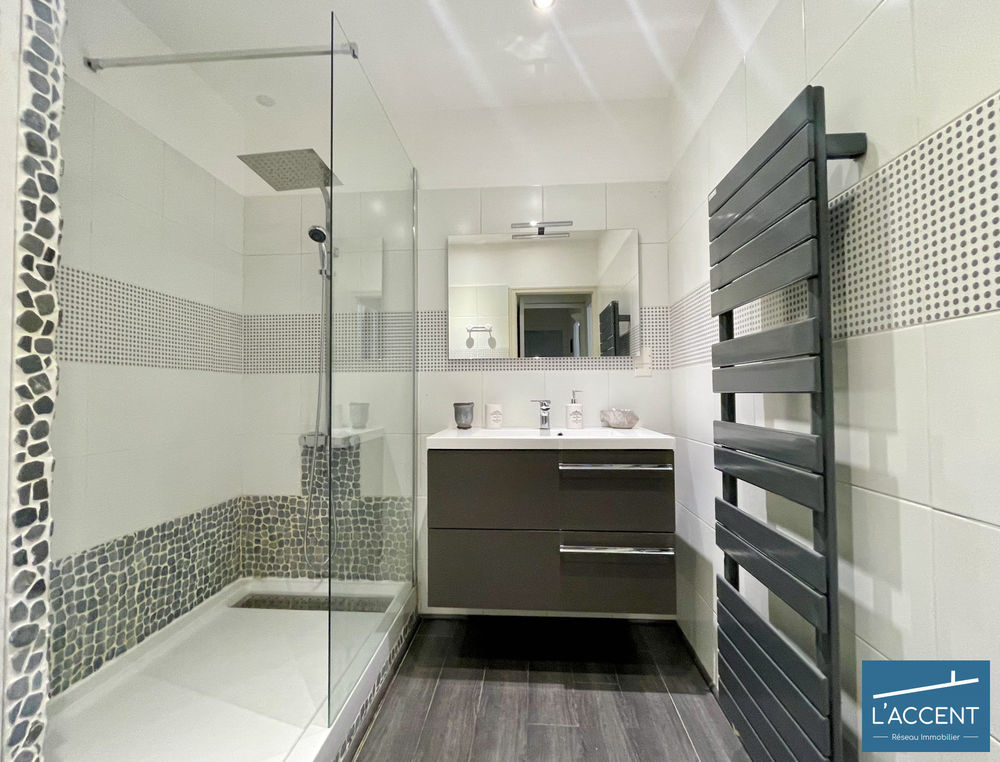 � vendre  Villa Aigues-Mortes (30220)