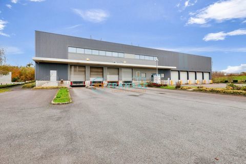 A louer b&acirc;timent ind&eacute;pendant de 3 668m&sup2; &agrave; Villeparisis 35 77270 Villeparisis