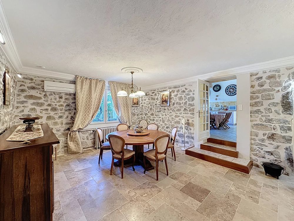 � vendre  Villa Saint-Maurice-d'Ard�che (07200)