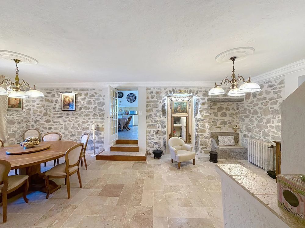 � vendre  Villa Saint-Maurice-d'Ard�che (07200)