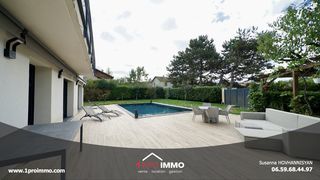  Maison � vendre 9 pi�ces 220 m�