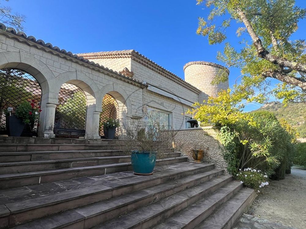 � vendre  Villa Saint-Sauveur-de-Cruzi�res (07460)