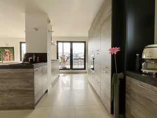  Appartement � vendre 5 pi�ces 138 m�