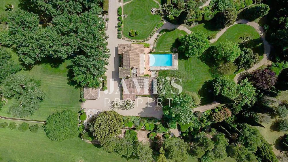 � vendre  Maison Paradou (13520)