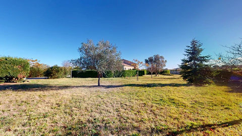   Maison Arzens 5 pi�ce(s) 170. m2 et jardin 3 990 m2 et piscine Maison - 5 pi�ce(s) - 171 m�