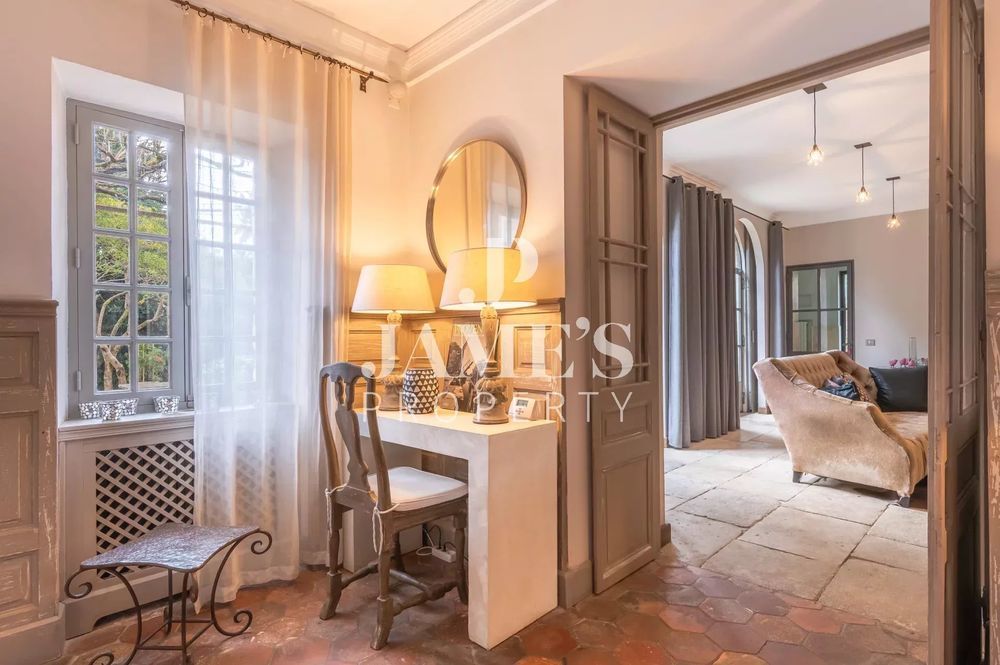 � vendre  Maison Paradou (13520)