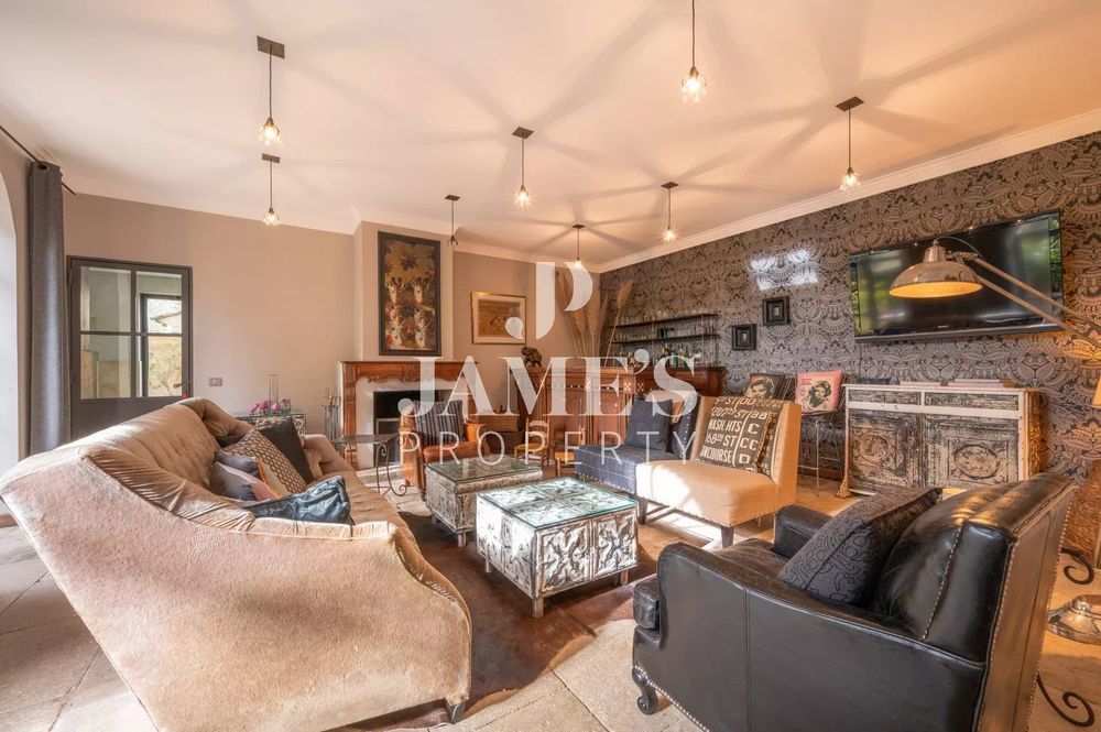 � vendre  Maison Paradou (13520)