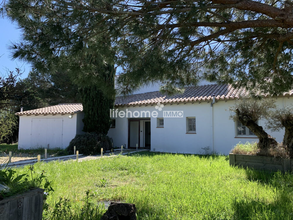 � vendre  Villa Saintes-Maries-de-la-Mer (13460)