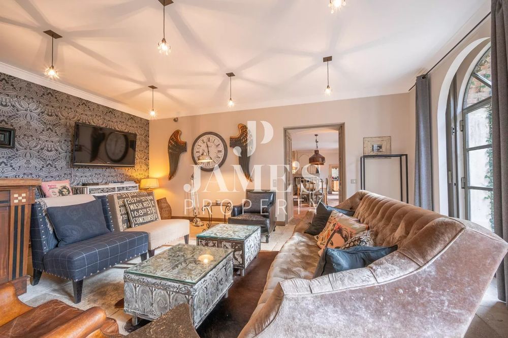 � vendre  Maison Paradou (13520)