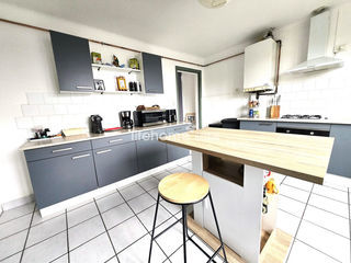  Immeuble � vendre 137 m�