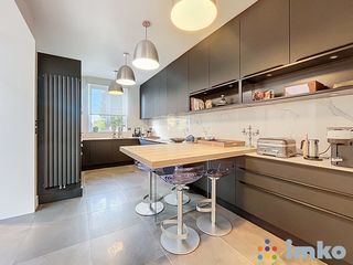  Maison � vendre 5 pi�ces 250 m�