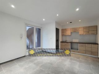  Immeuble � vendre 5 pi�ces 231 m�