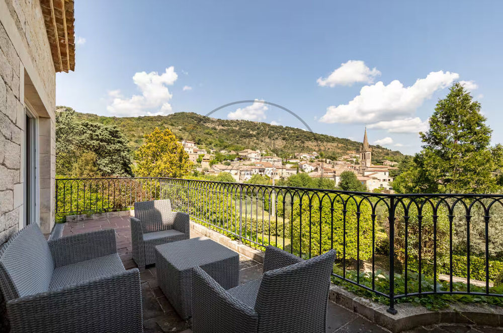 � vendre  Villa Saint-Sauveur-de-Cruzi�res (07460)