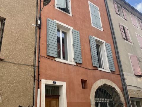 Local commercial 685 04100 Manosque