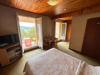  Maison � vendre 15 + pi�ces 776 m�