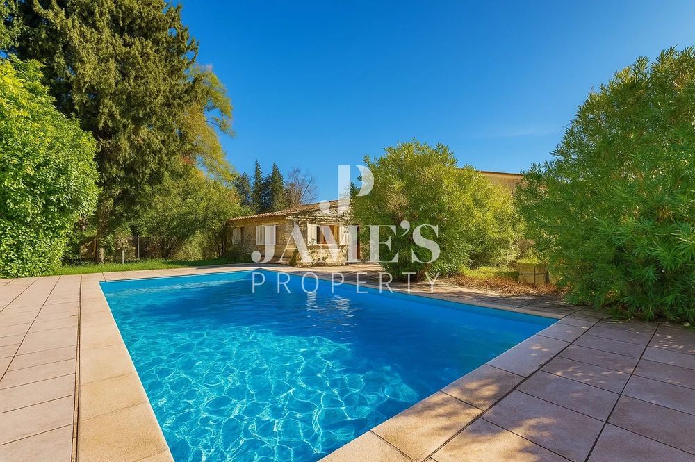 � vendre  Maison Eygali�res (13810)