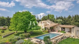  Maison � vendre 6 pi�ces 275 m�