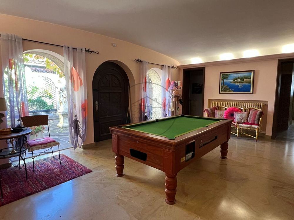 � vendre  Villa Saint-Sauveur-de-Cruzi�res (07460)