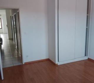  Appartement � louer 3 pi�ces 84 m�