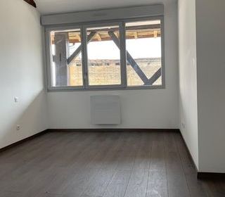  Appartement � louer 3 pi�ces 99 m�