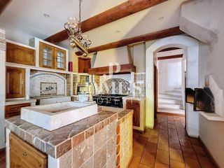  Maison � vendre 6 pi�ces 200 m�