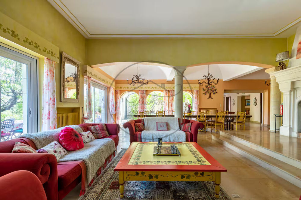 � vendre  Villa Saint-Sauveur-de-Cruzi�res (07460)