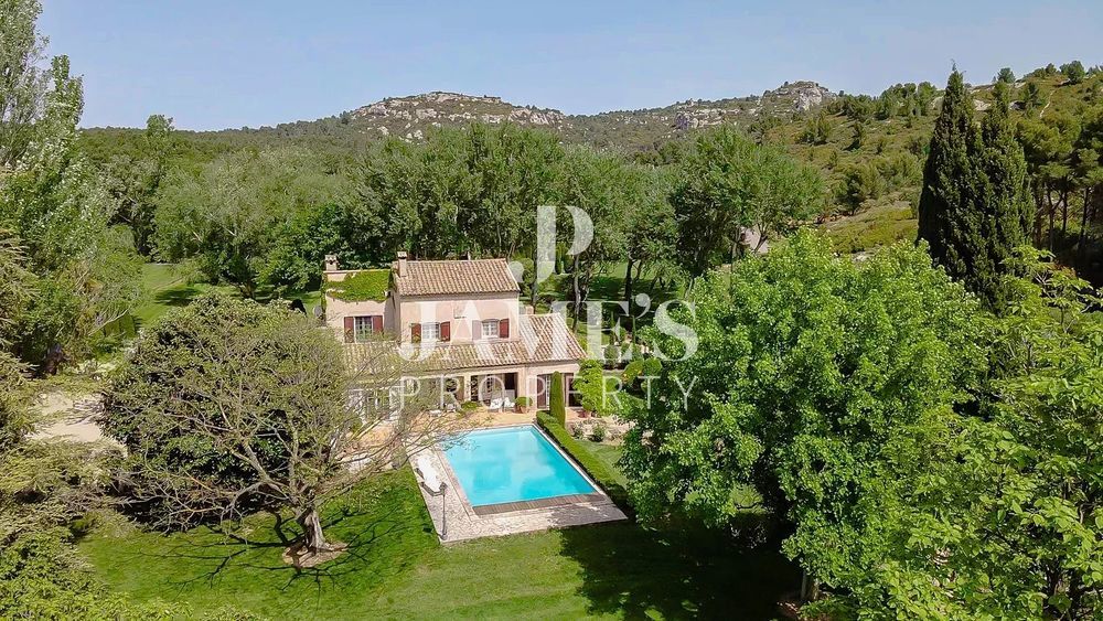 � vendre  Maison Paradou (13520)