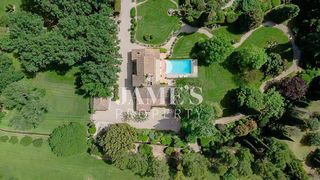  Maison � vendre 8 pi�ces 210 m�