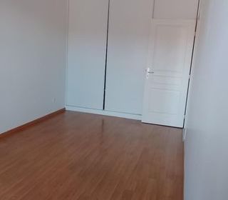  Appartement � louer 3 pi�ces 84 m�
