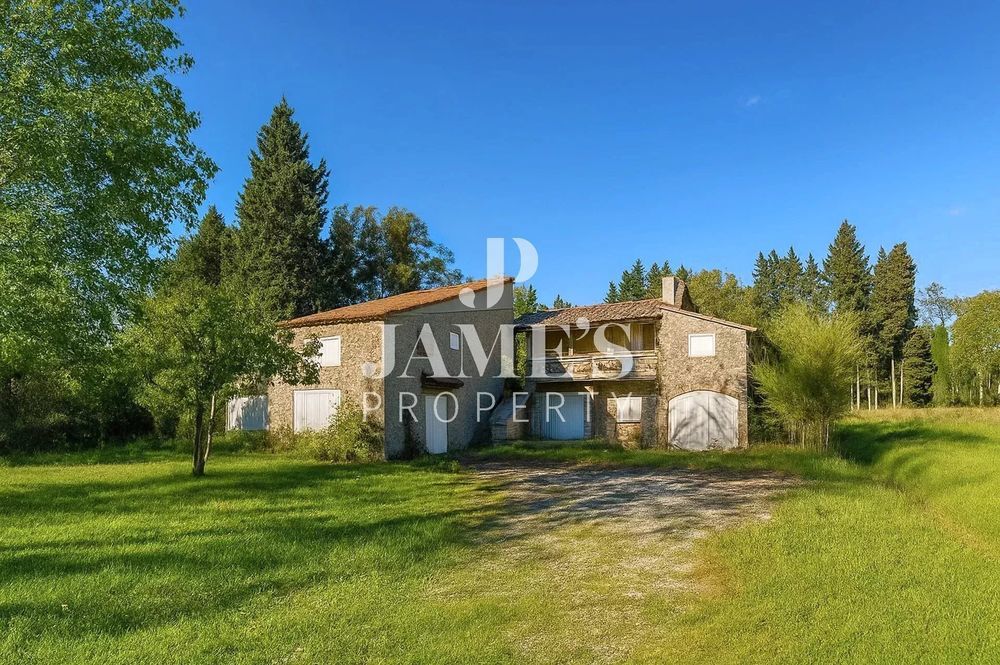 � vendre  Maison Eygali�res (13810)