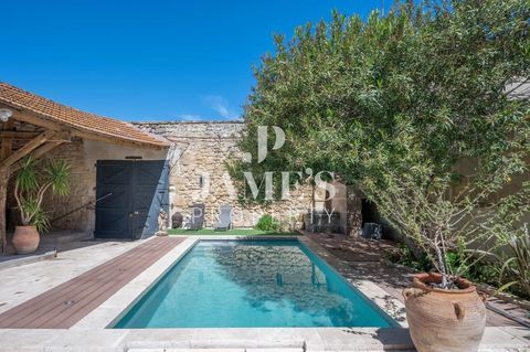   Mas de Village avec piscine - Fontvieille Maison - 7 pi�ce(s) - 295 m�