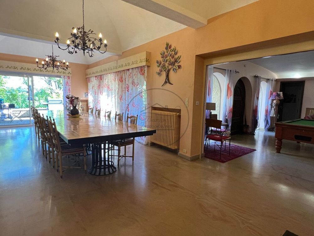 � vendre  Villa Saint-Sauveur-de-Cruzi�res (07460)