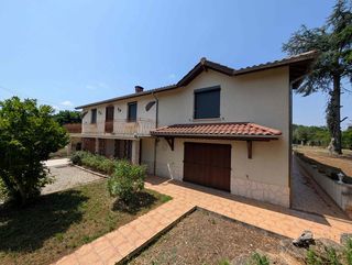  Maison � vendre 10 pi�ces 208 m�