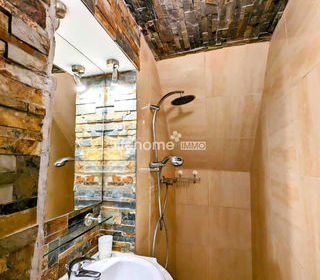  Immeuble � vendre 185 m�