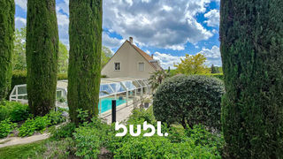  Villa � vendre 11 pi�ces 302 m�