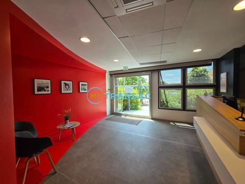 IMMEUBLE DE BUREAUX ind&eacute;pendant - A VENDRE - TORCY 77 - MY Transac - B&acirc;timent ind&eacute;pendant avec nombreux parking &agrave; proximit&eacute; des 1800000 77200 Torcy