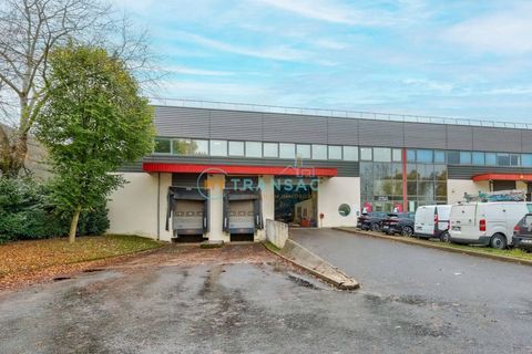 Saint-Thibault-des-Vignes A LOUER local de 1 998m&sup2; 15 77400 Saint-thibault-des-vignes