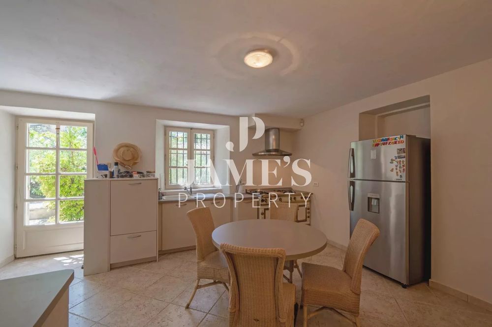 � vendre  Maison Eygali�res (13810)