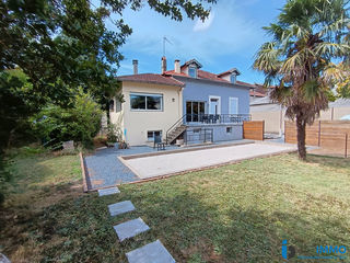  Maison � vendre 8 pi�ces 300 m�