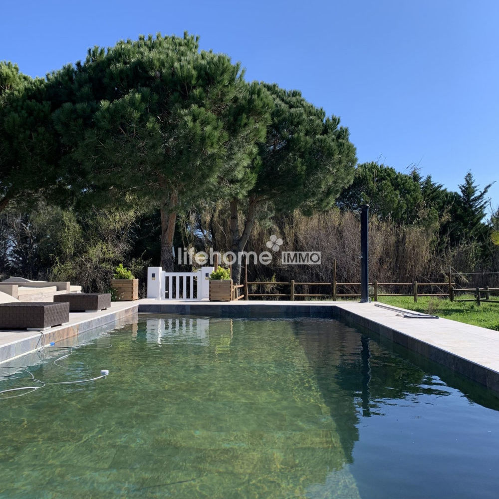 � vendre  Villa Saintes-Maries-de-la-Mer (13460)