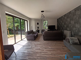  Maison � vendre 8 pi�ces 300 m�