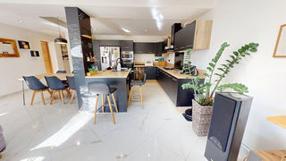  Maison � vendre 8 pi�ces 214 m�