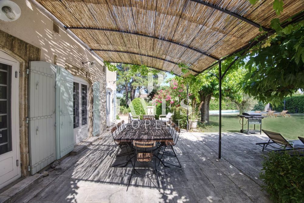 � vendre  Maison Paradou (13520)