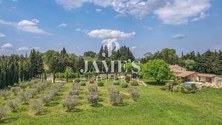  Maison � vendre 6 pi�ces 275 m�