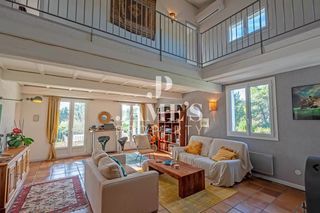  Maison � vendre 8 pi�ces 210 m�