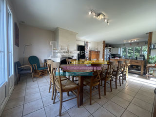  Maison � vendre 9 pi�ces 211 m�