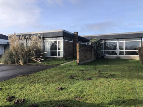 Tr&egrave;s bon emplacement pour ce local professionnel de 2... 242000 80210 Feuqui�res-en-vimeu