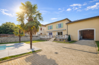  Maison � vendre 6 pi�ces 193 m�