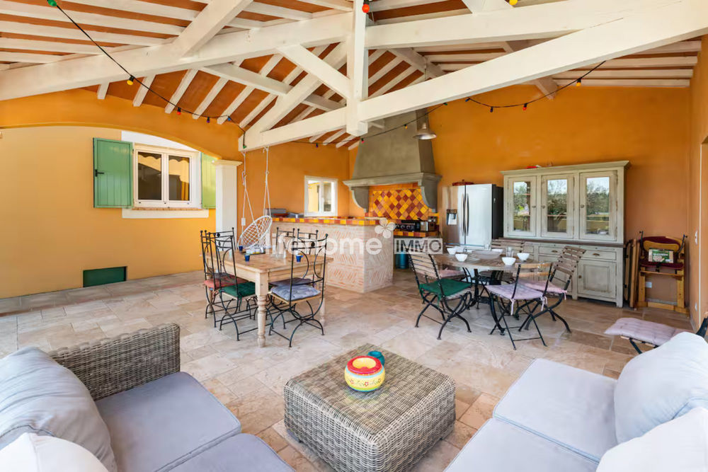 � vendre  Maison Vailhauqu�s (34570)